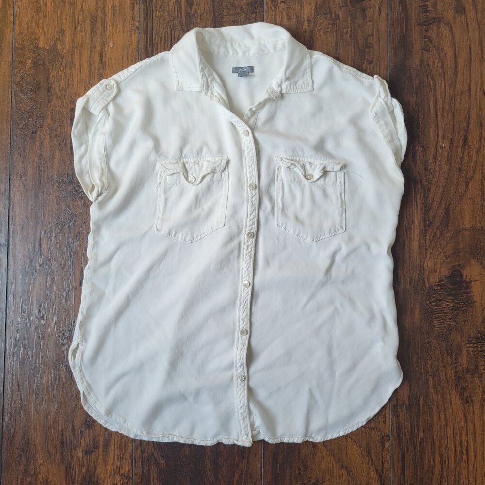 Aerie Button Front Cuffed Short Sleeve Top sz small